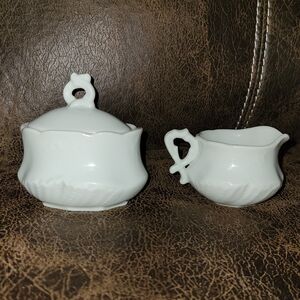 Renaldy's Fine China Sugar Bowl With Lid And Creamer